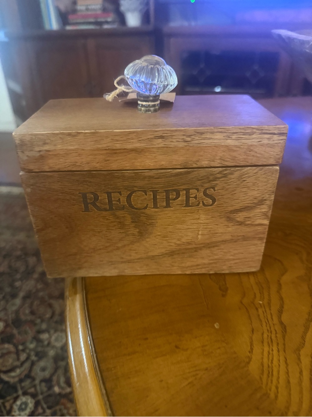 Mud pie Wooden Recipe Box with Glass Knob - Brown